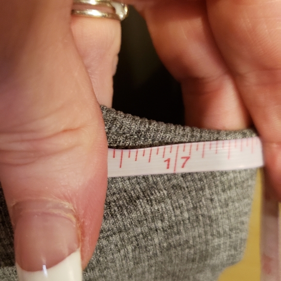 Ladies Sports bra - Picture 5 of 8